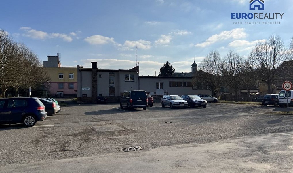 Pronájem bytu 3+1 75 m², Chodová Planá – náhled fotky 9