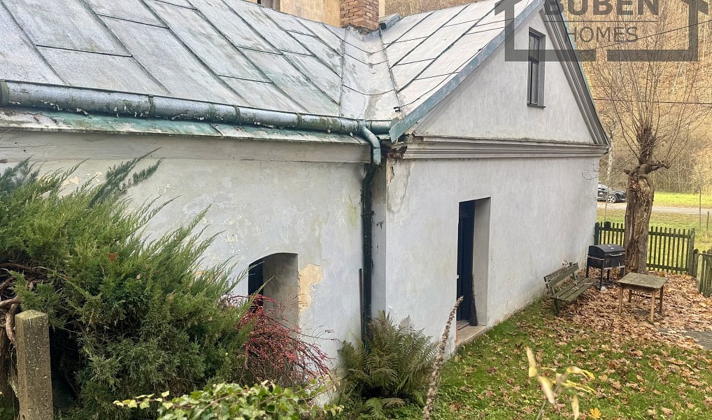Prodej domu 1 220 m² s pozemkem 1 926 m², Planá – náhled fotky 8