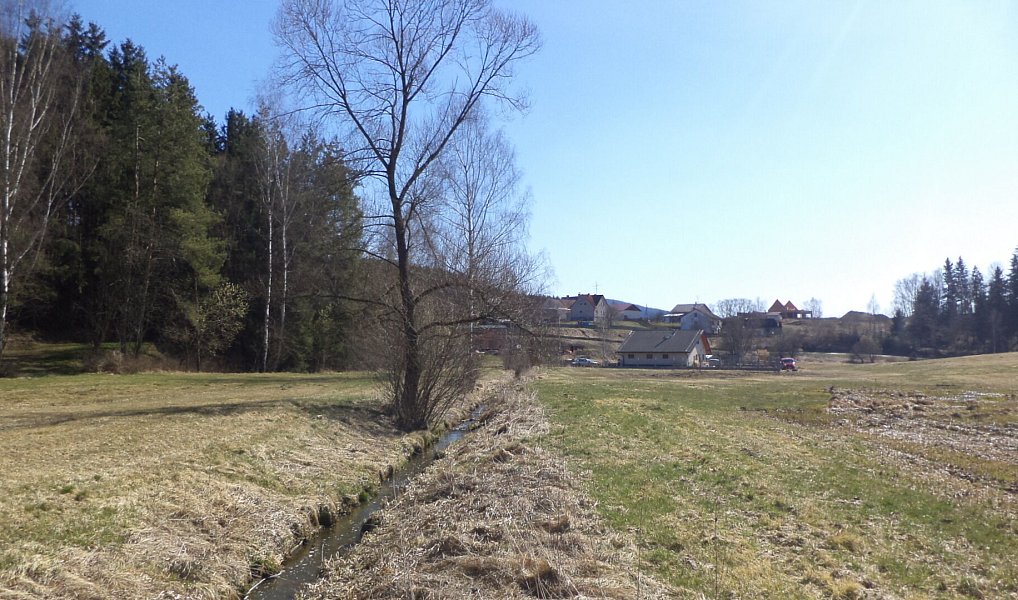 Prodej stavebního pozemku 1 793 m², Kaplice – náhled fotky 4