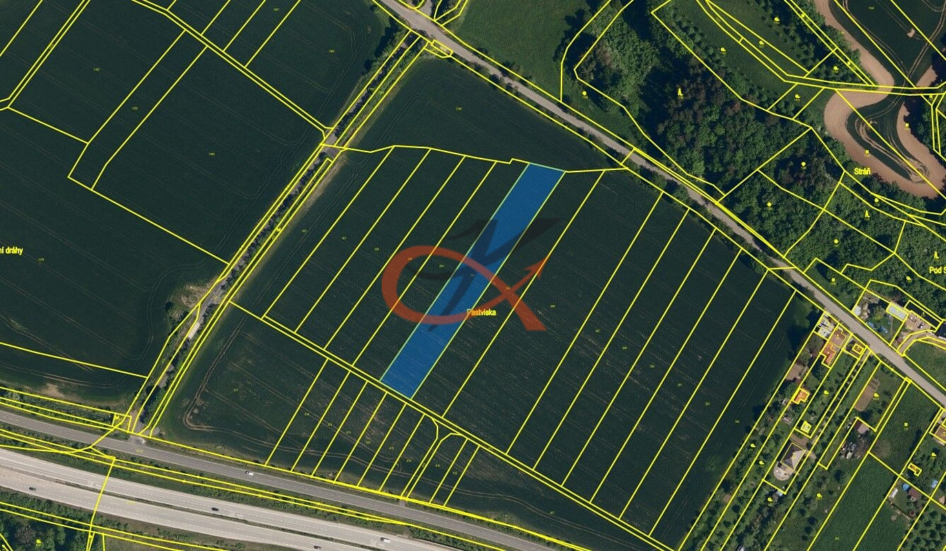 Prodej pole 4 766 m²