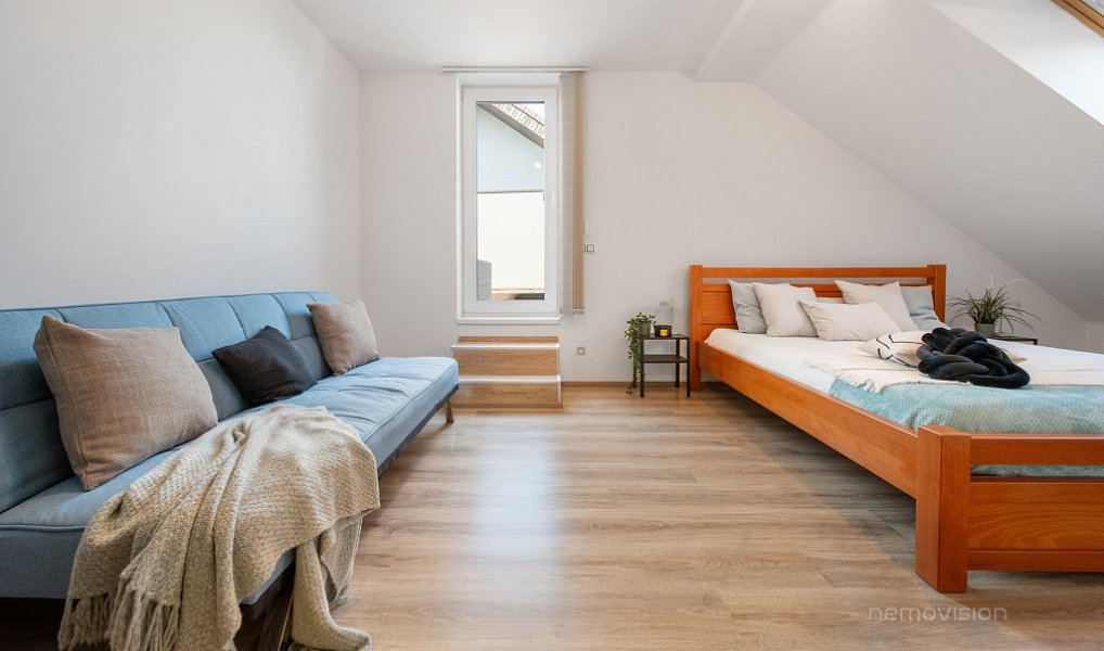 Prodej bytu 3+kk 103 m², Moravany – náhled fotky 9