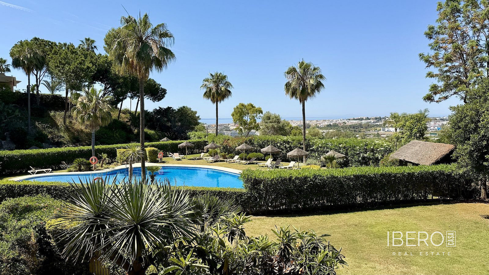 Piso 4+kk – Marbella, Nueva Andalucía - Vista 4
