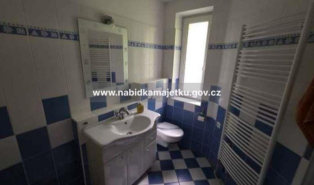 Prodej domu 340 m² s pozemkem 144 m², Zlín – náhled fotky 5