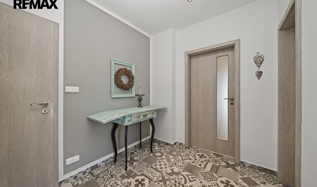 Prodej domu 176 m² s pozemkem 1 000 m², Kupařovice – náhled fotky 17