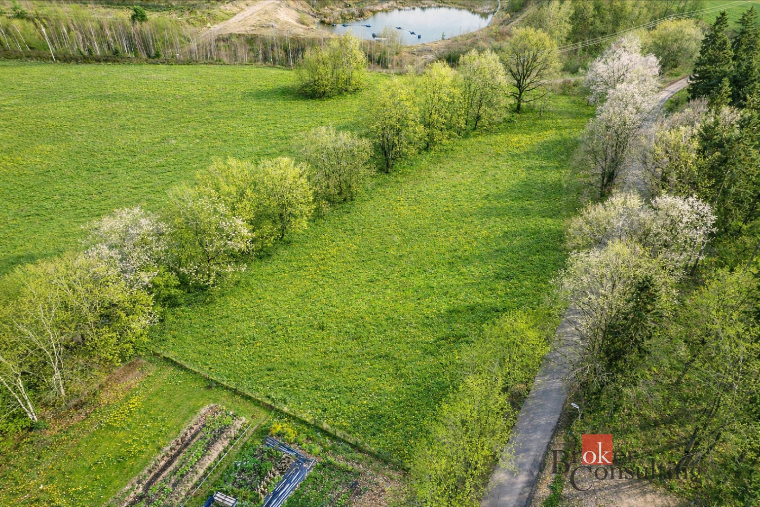 Prodej stavebního pozemku 1 200 m² – fotografie 4