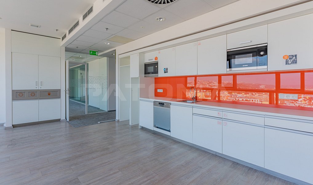 Pronájem kanceláře 645 m², Praha – náhled fotky 10