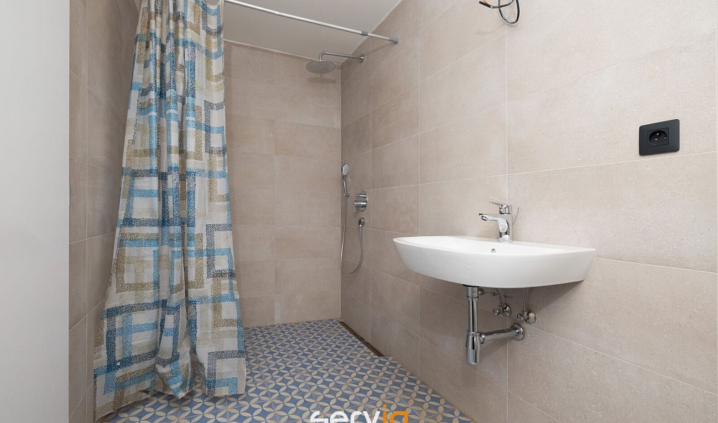 Prodej komerčního objektu (jiného typu) 36 m², Staré Město – náhled fotky 7