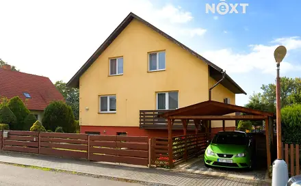 Prodej domu 184 m² s pozemkem 651 m², Šmeralova, Lužec nad Vltavou, okres Mělník