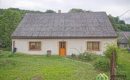 Prodej domu 140 m² s pozemkem 635 m², Vápenná, okres Jeseník