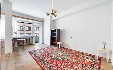 Pronájem bytu 1+1 56 m²
