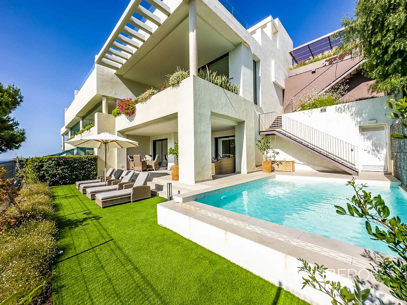 Prodej domu 181 m² s pozemkem 181 m²