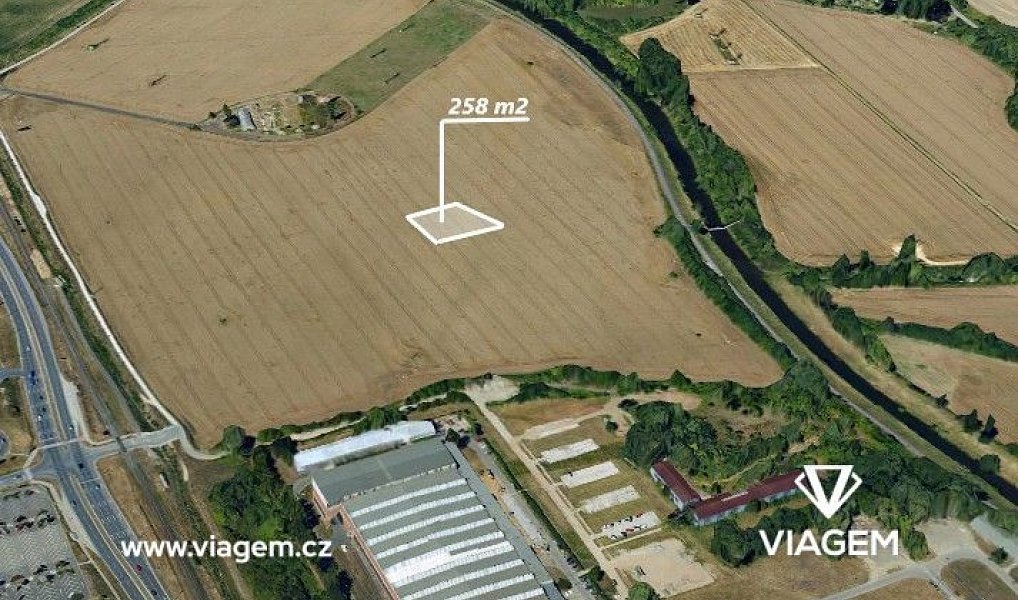 Prodej pole 258 m², Otrokovice – fotka 1 z 5