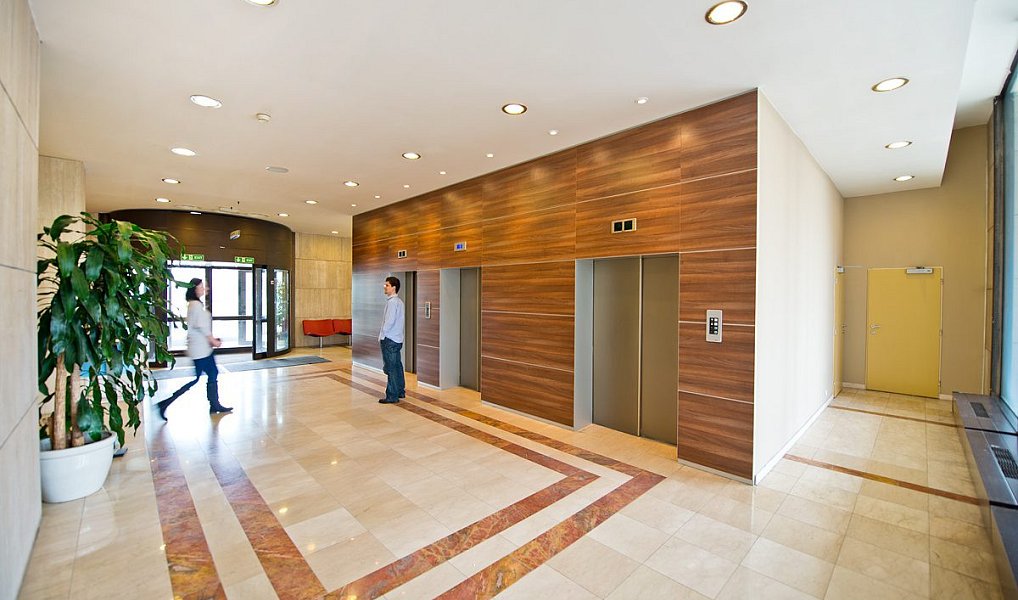 Pronájem kanceláře 152 m², Praha – náhled fotky 8