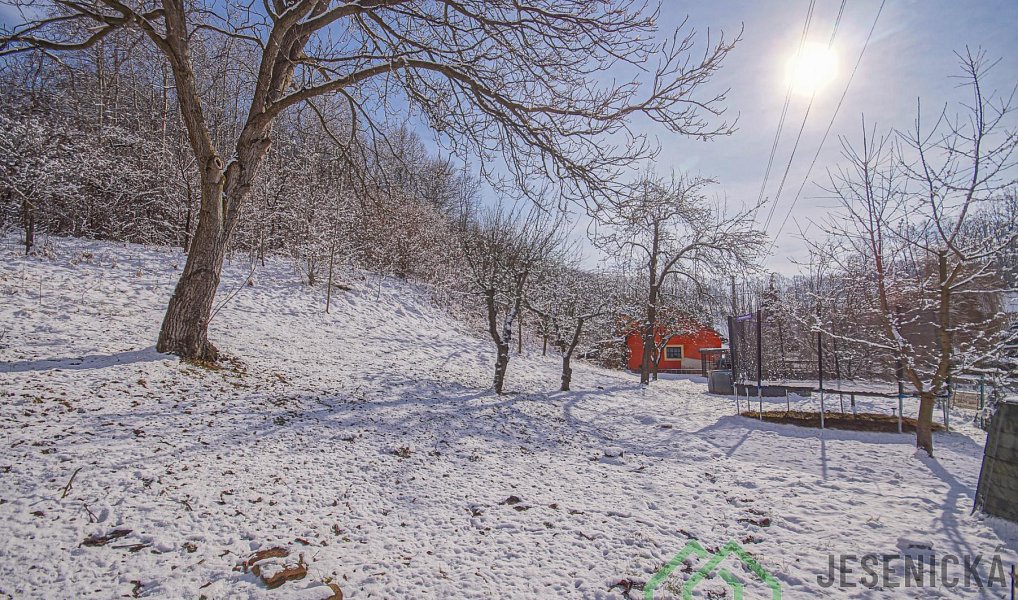Prodej domu 336 m² s pozemkem 1 626 m², Bernartice – náhled fotky 26