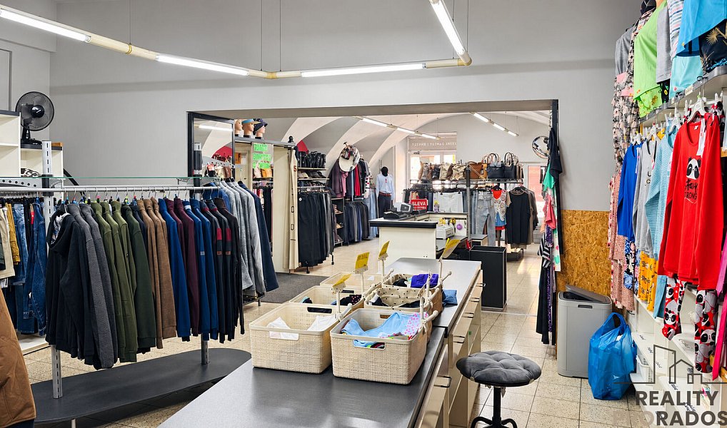 Pronájem obchodních prostor 121 m², Hodonín – náhled fotky 10