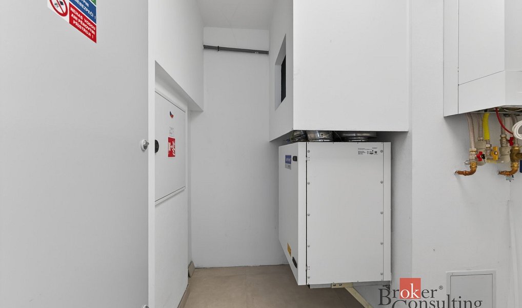 Prodej obchodních prostor 108 m², Plzeň – náhled fotky 22