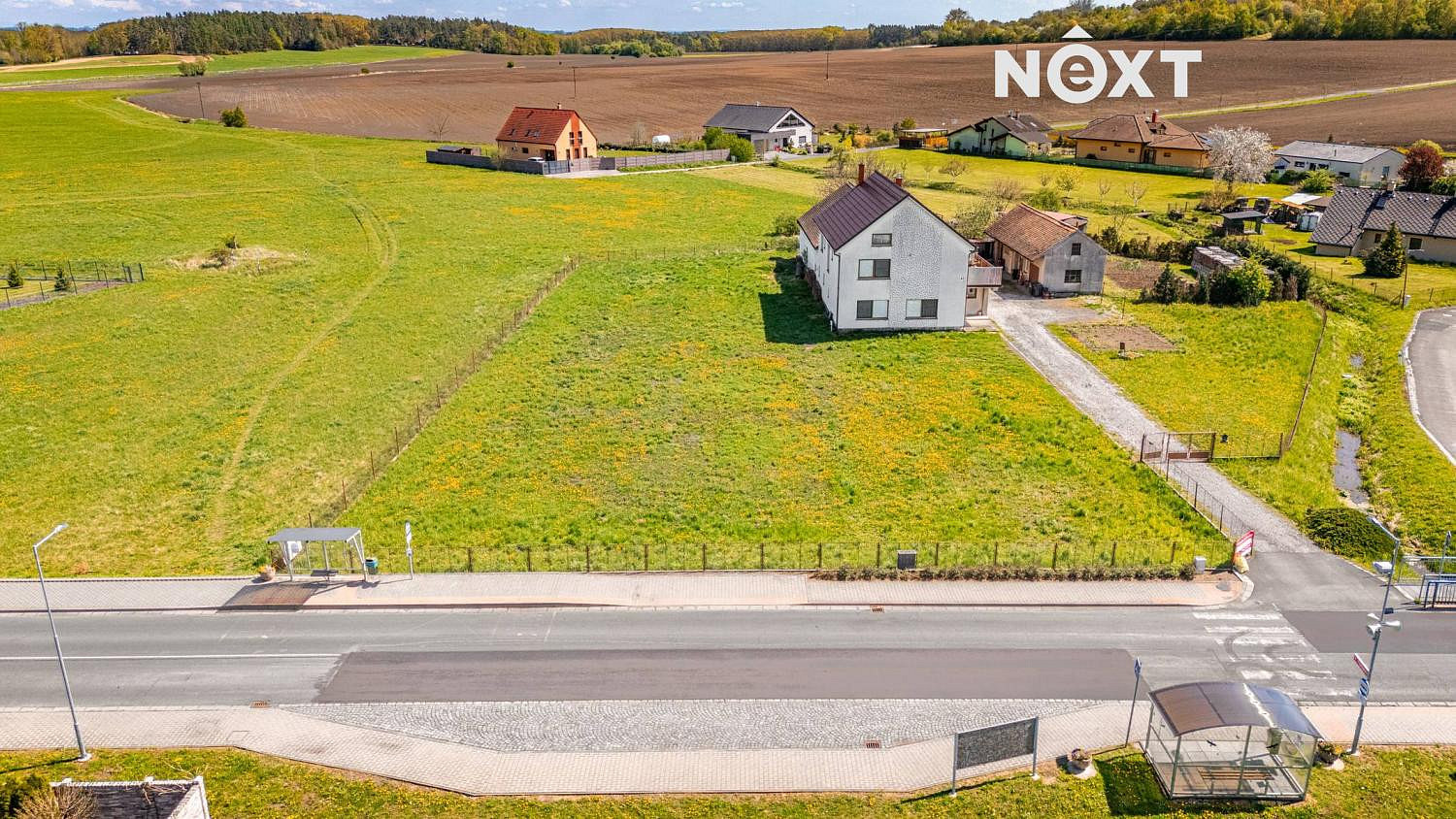 Prodej stavebního pozemku 1 350 m²