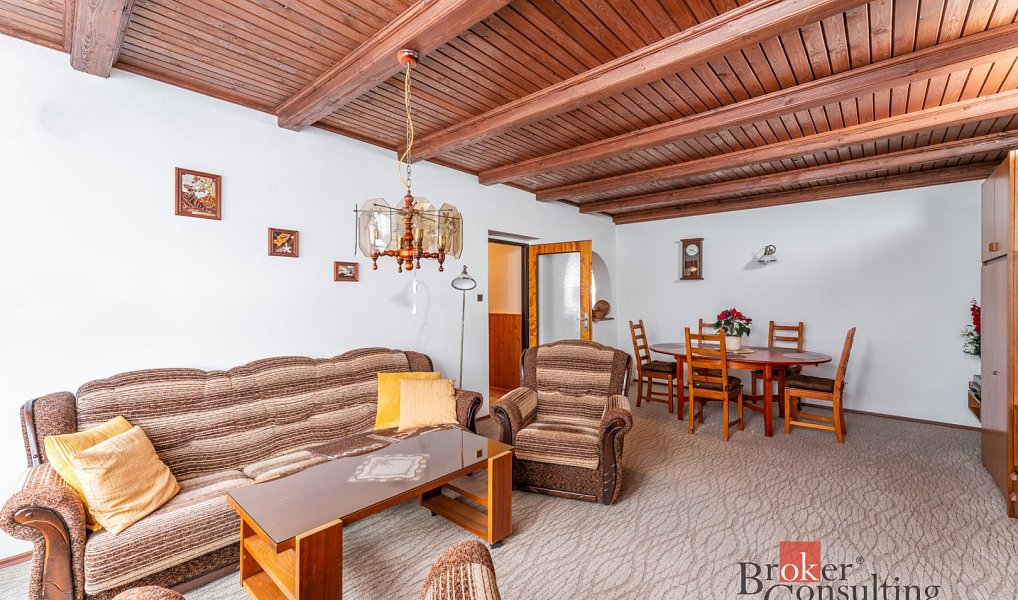 Prodej domu 255 m² s pozemkem 1 050 m², Pila – náhled fotky 17