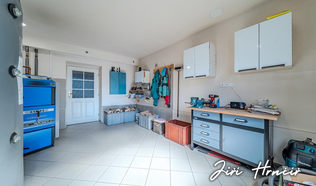 Prodej domu 197 m² s pozemkem 1 935 m², Dýšina – náhled fotky 28