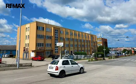 Pronájem kanceláře 17 m², Chýnovská, Tábor