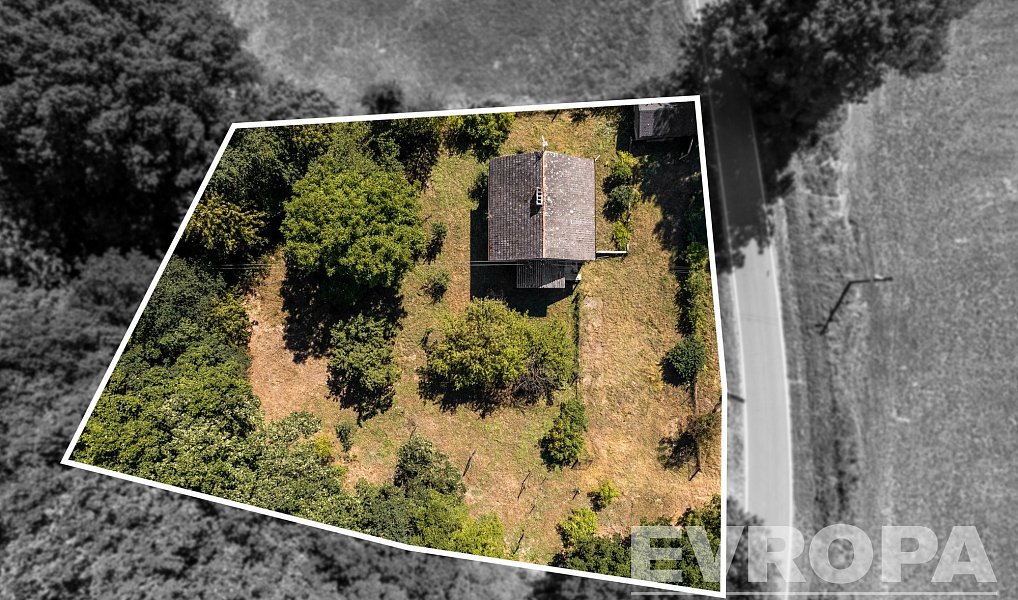 Prodej stavebního pozemku 1 940 m², Varvažov – náhled fotky 2