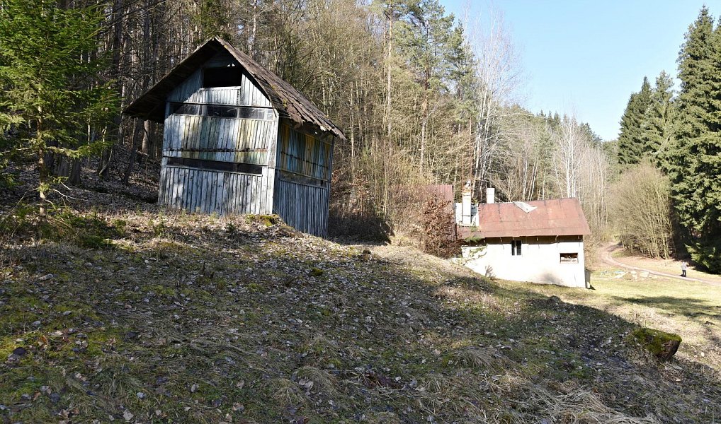 Prodej stavebního pozemku 3 659 m², Mšeno – náhled fotky 8