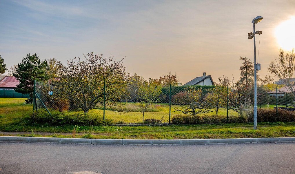 Prodej stavebního pozemku 729 m², Neratovice – náhled fotky 11