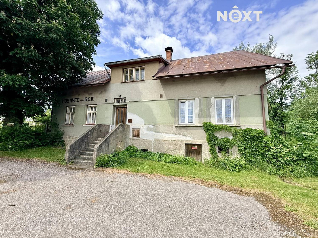 Prodej domu 286 m² s pozemkem 11 000 m²