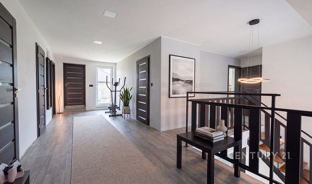 Prodej domu 284 m² s pozemkem 1 154 m², Roštín – náhled fotky 8