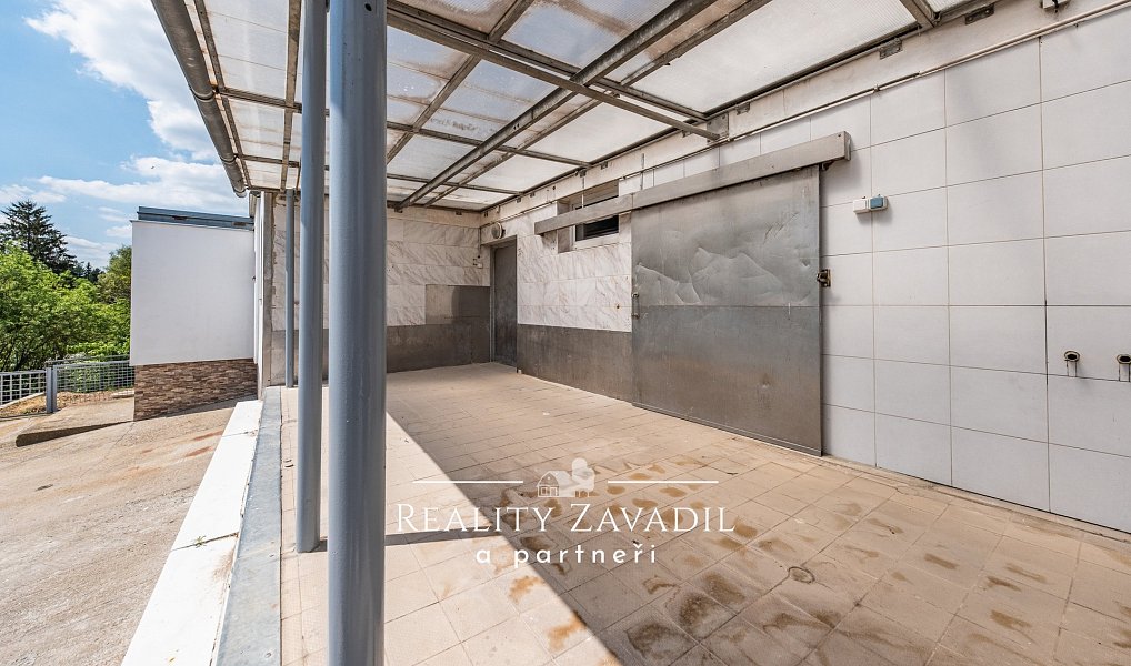 Prodej domu 940 m² s pozemkem 5 787 m², Koleč – náhled fotky 30