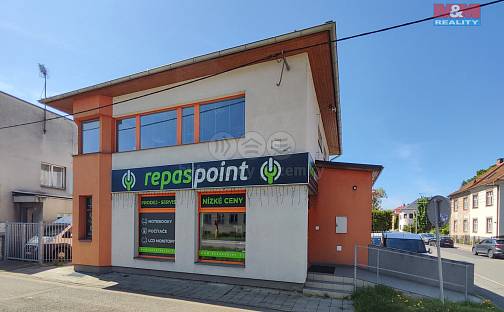 Prodej obchodních prostor 300 m², Tř. Maršála Malinovského, Uherské Hradiště