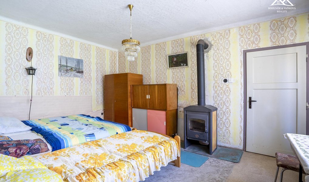 Prodej chaty/chalupy 79 m² s pozemkem 1 491 m², Lány – náhled fotky 8