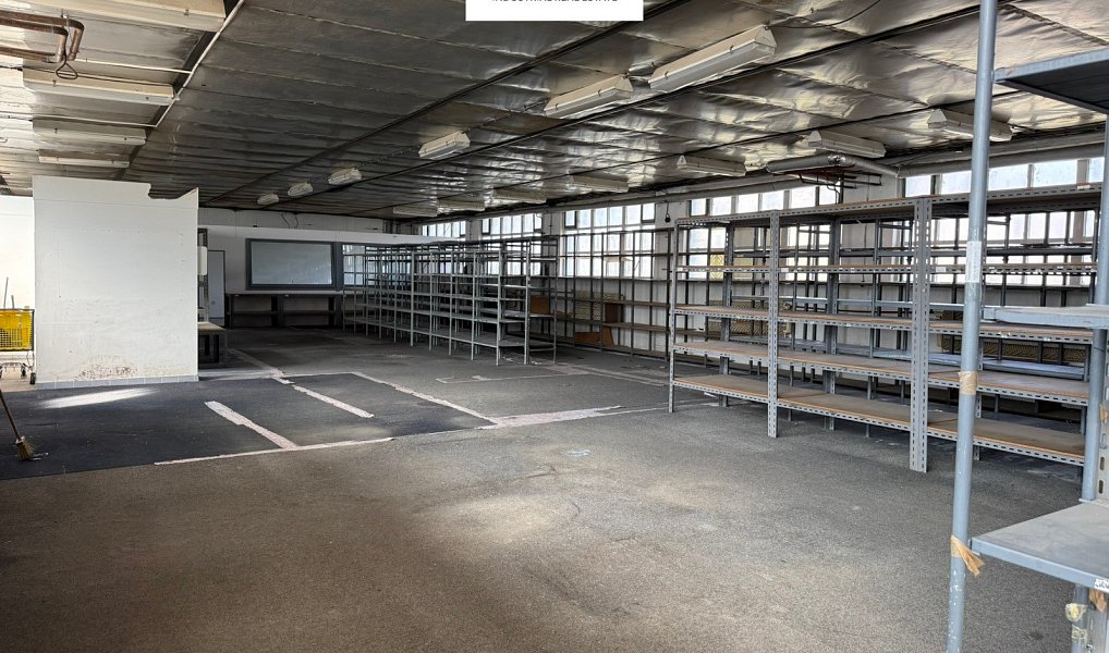 Pronájem výrobních prostor 520 m², Hradec Králové – náhled fotky 2