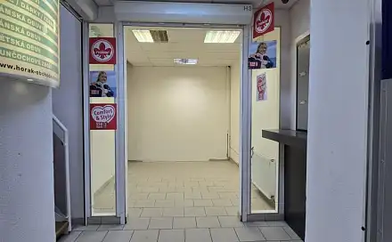 Pronájem obchodních prostor 16 m², Vnoučkova, Benešov