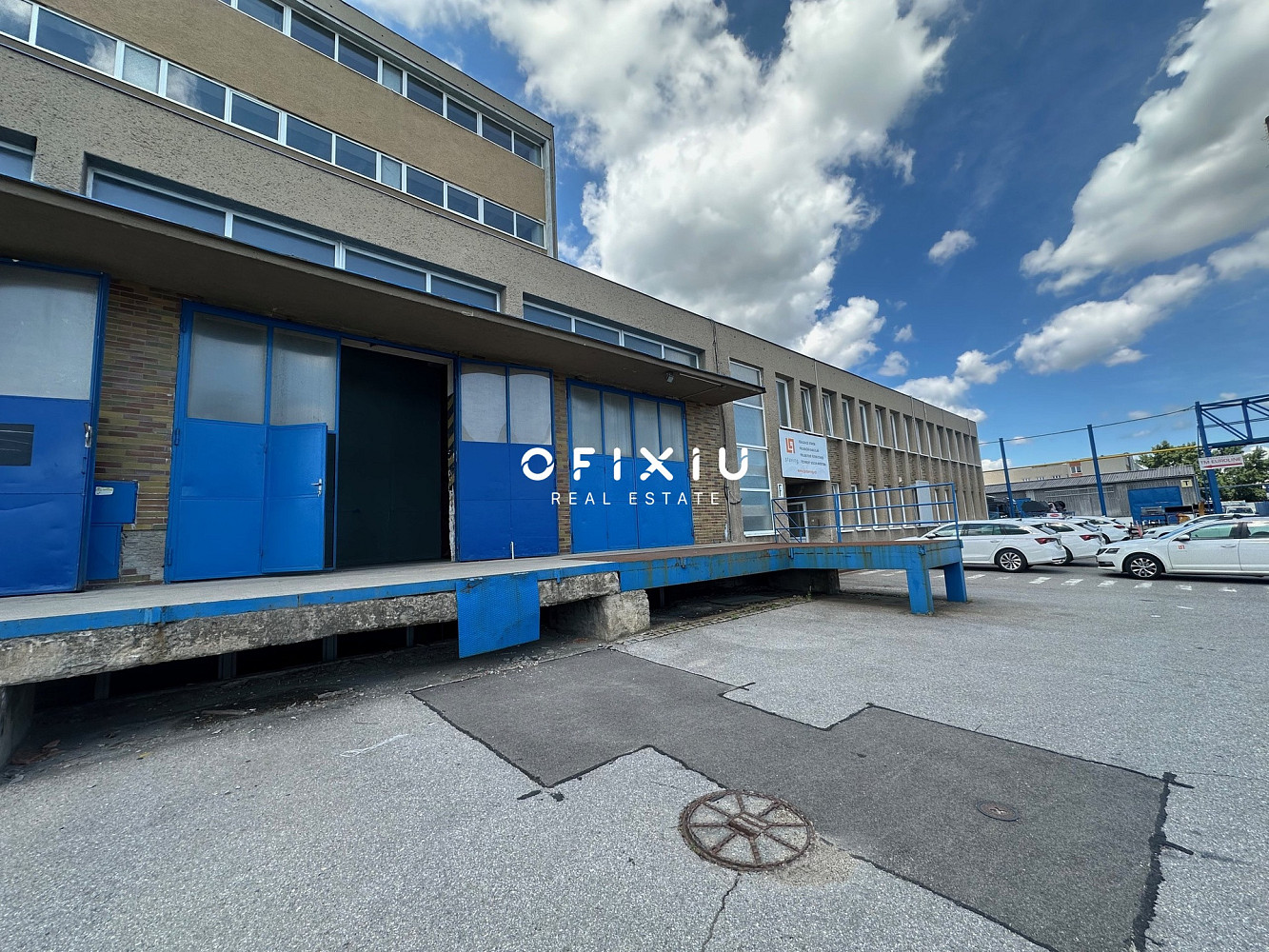 Pronájem skladovacích prostor 400 m² – fotografie 2