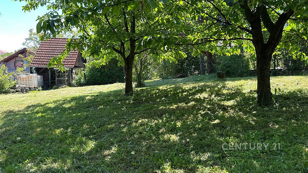 Prodej stavebního pozemku 640 m² — photo 2