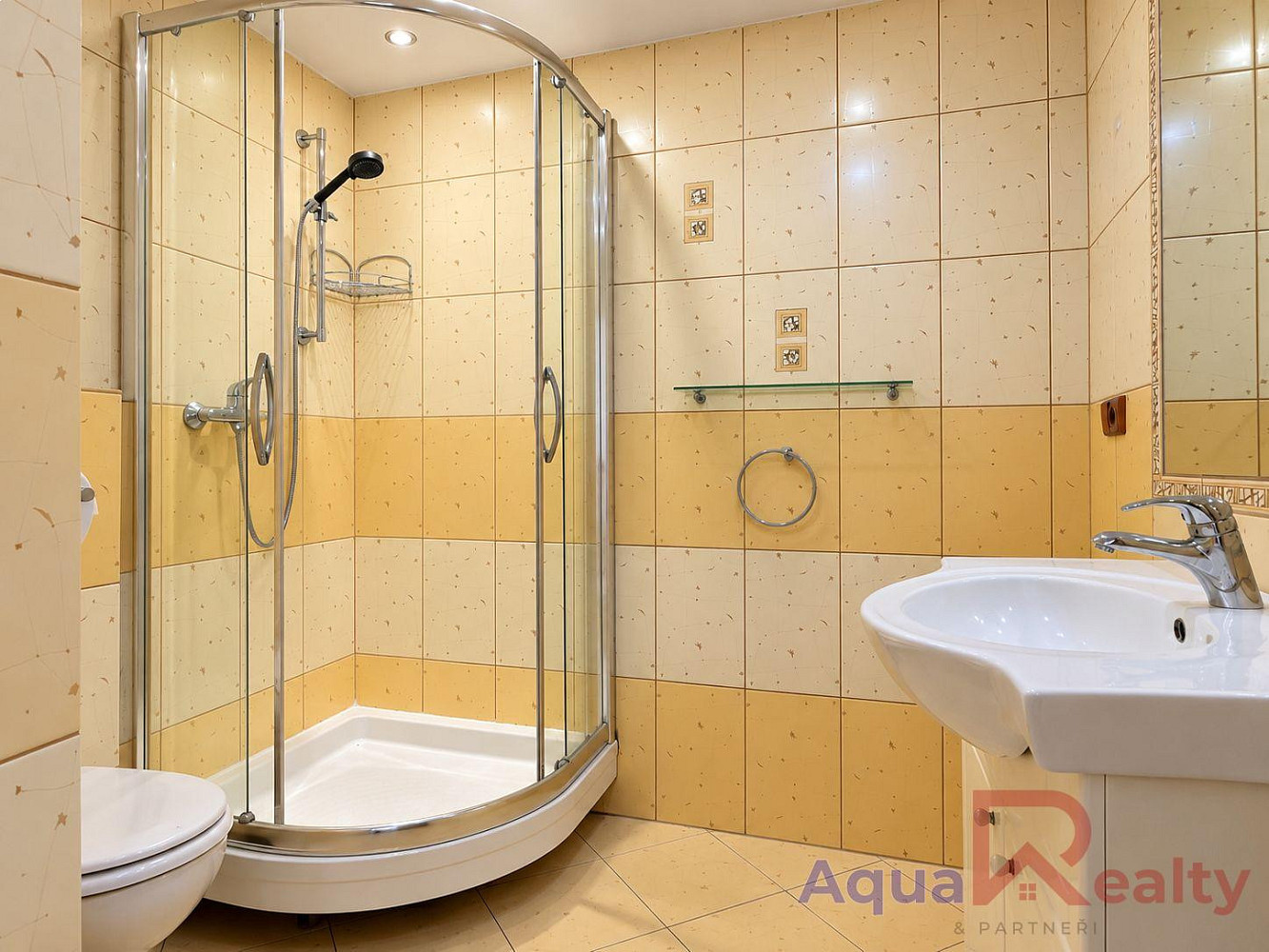 Pronájem bytu 3+1 59 m² – fotografie 2