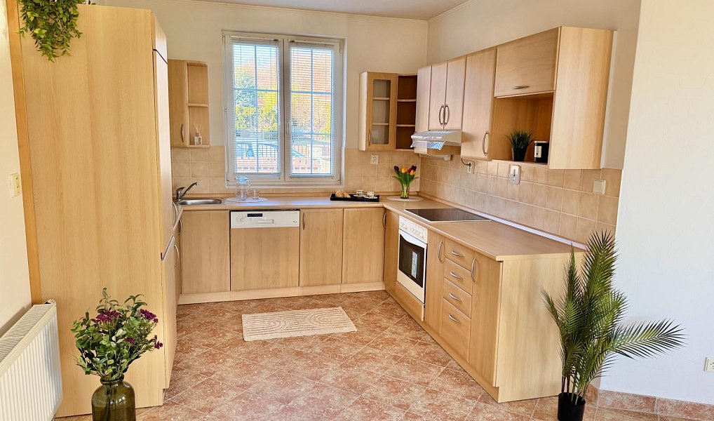 Prodej domu 126 m² s pozemkem 588 m², Kosmonosy – náhled fotky 4