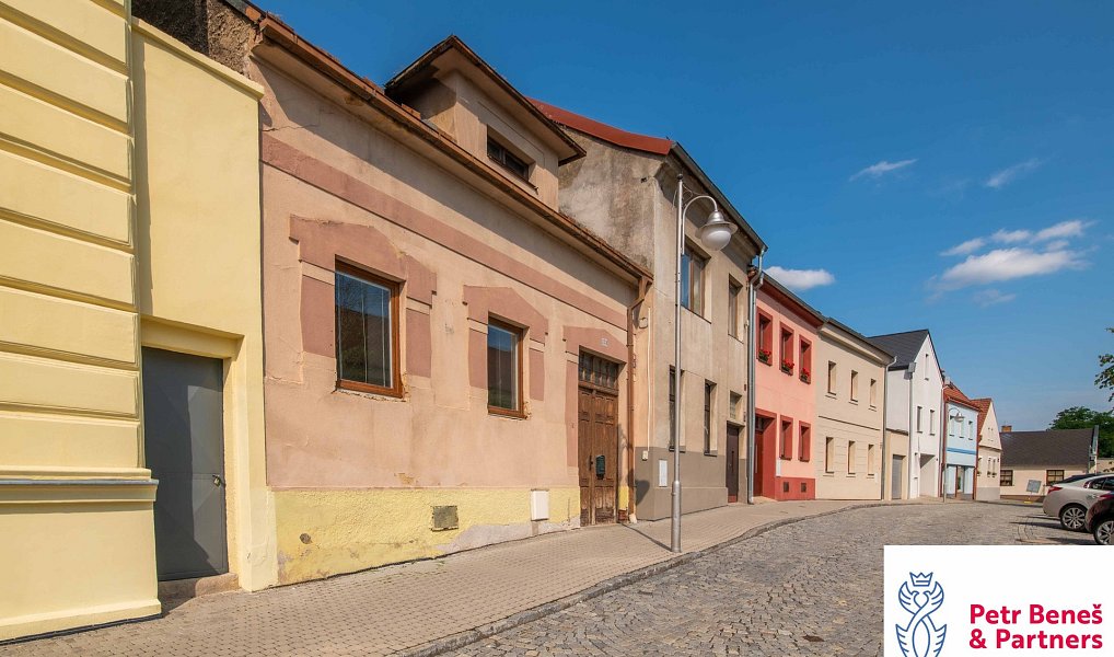 Prodej domu 189 m² s pozemkem 450 m², Rakovník – náhled fotky 36