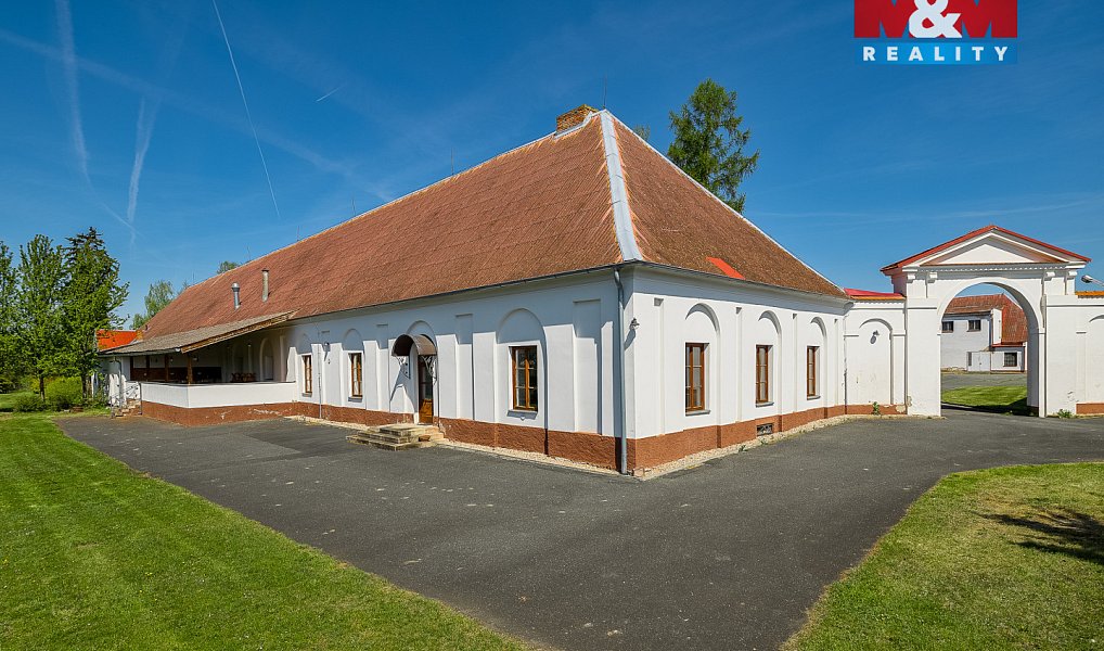 Prodej restaurace 76 556 m², Horka I – náhled fotky 3
