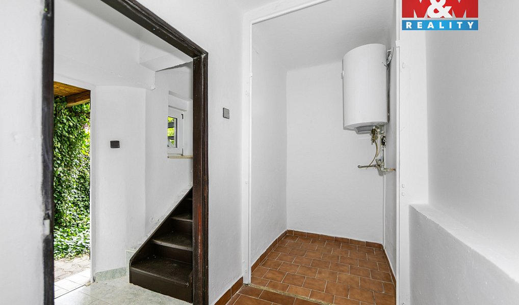 Prodej domu 230 m² s pozemkem 325 m², Holýšov – náhled fotky 15