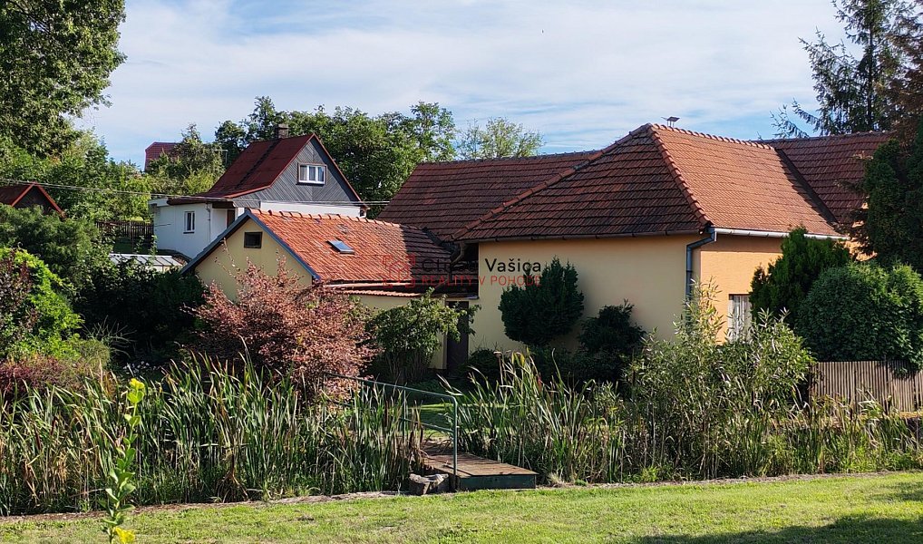 Prodej domu 200 m² s pozemkem 1 750 m², Vražné – náhled fotky 3