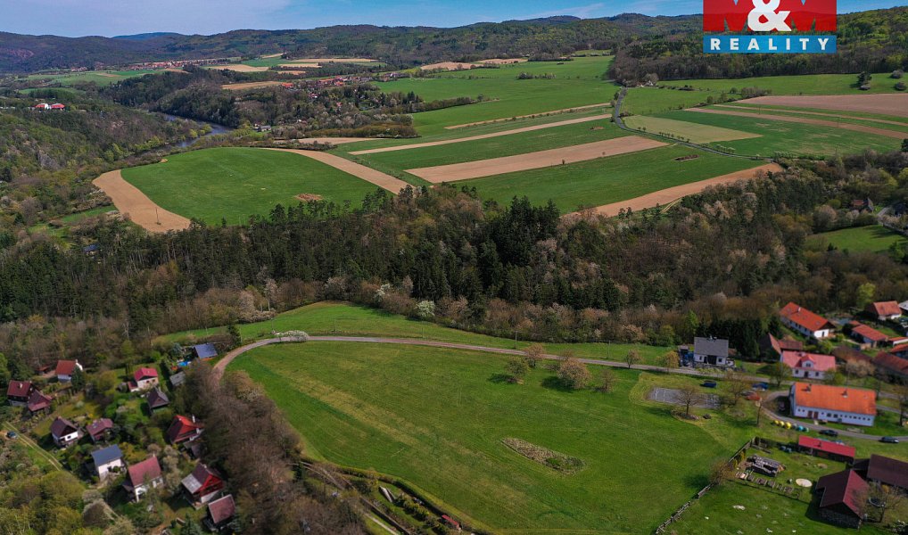 Prodej stavebního pozemku 3 518 m², Hradiště – náhled fotky 18