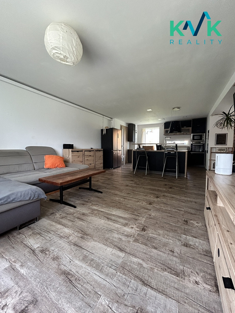 Pronájem domu 180 m² s pozemkem 134 m² — photo 4