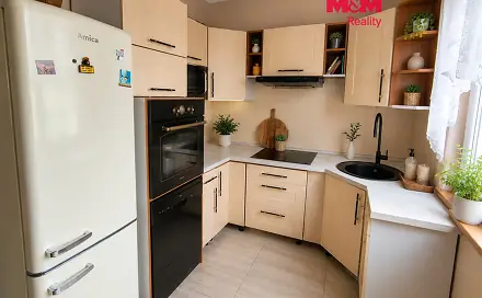 Prodej bytu 3+1 69 m², Příční, Chodov, okres Sokolov