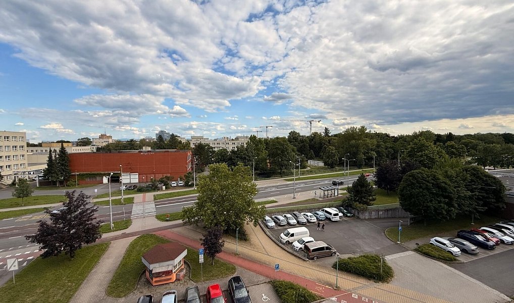 Prodej bytu 2+1 60 m², Ostrava – náhled fotky 23