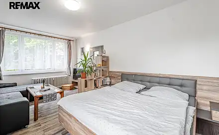 Pronájem bytu 1+1 37 m², sídliště U Nádraží, Jindřichův Hradec - Jindřichův Hradec II