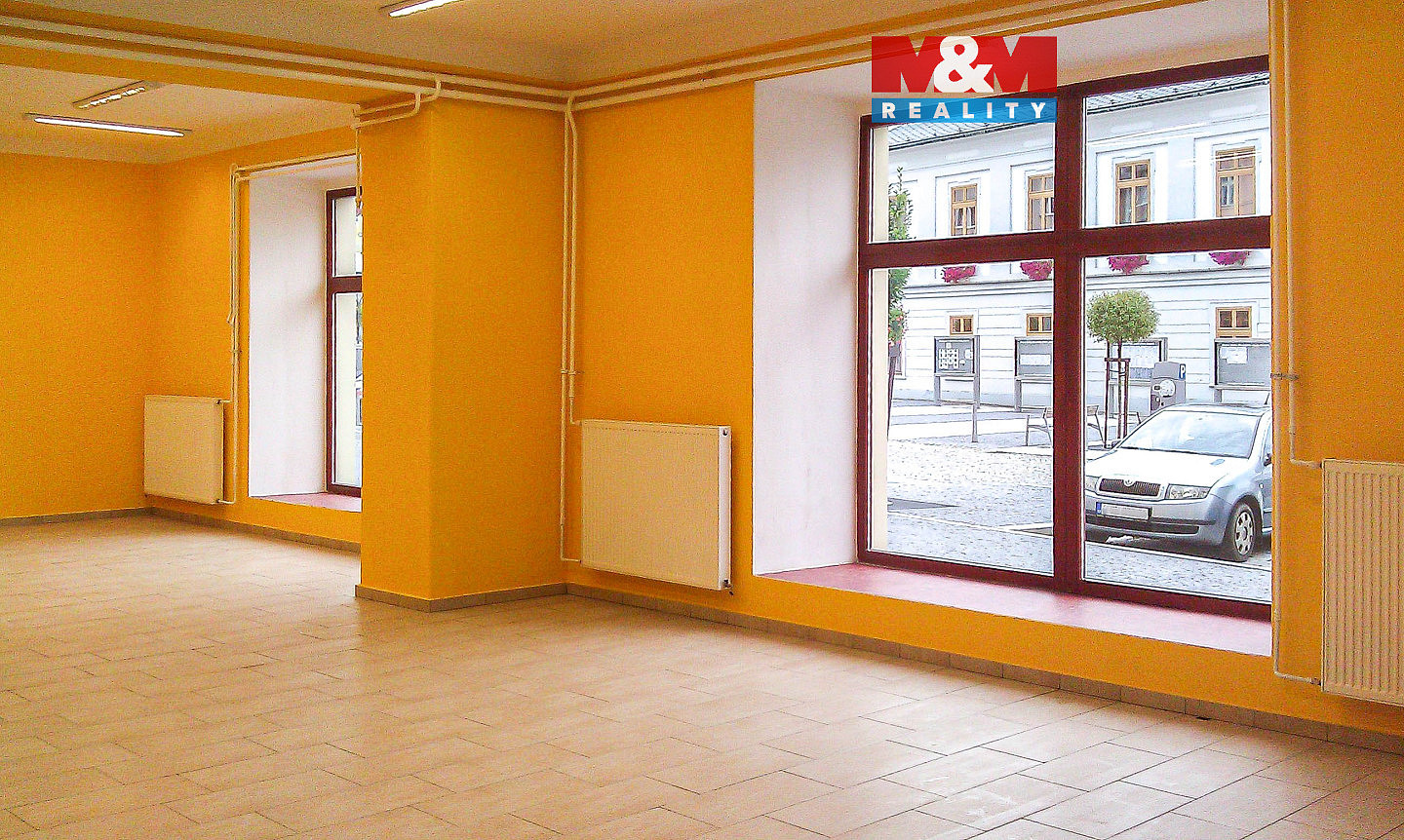 Pronájem obchodních prostor 335 m² — photo 3