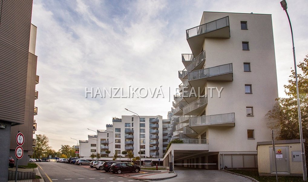 Pronájem bytu 1+kk, 30 m², České Budějovice 2 - České Budějovice, České Budějovice
