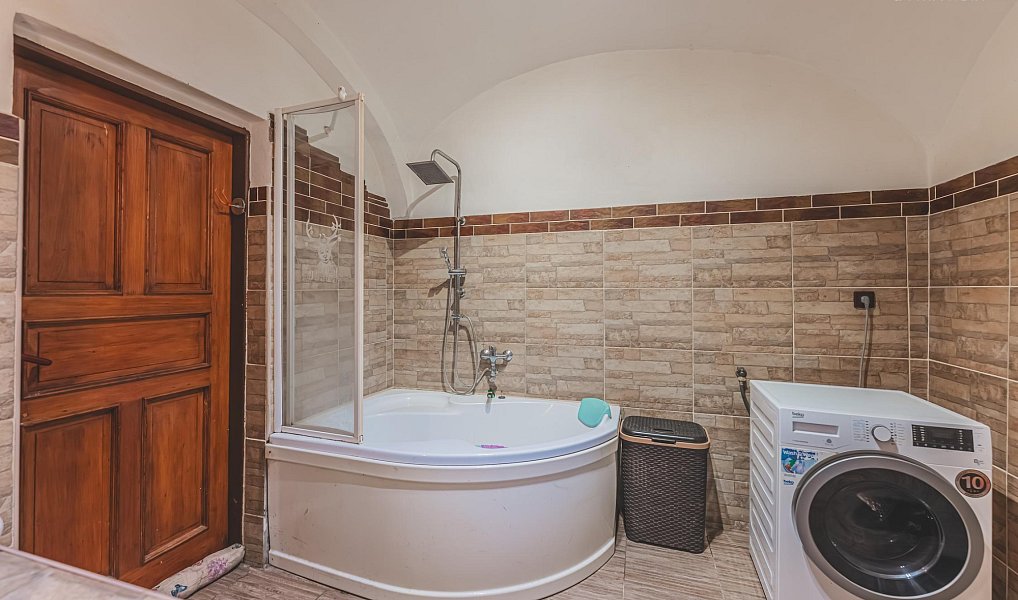 Prodej domu 130 m² s pozemkem 1 180 m², Sezemice – náhled fotky 9